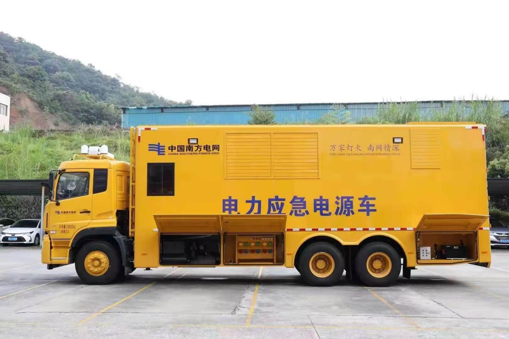 温泉安康大型柴油发电机发电车UPS电源出租租赁
